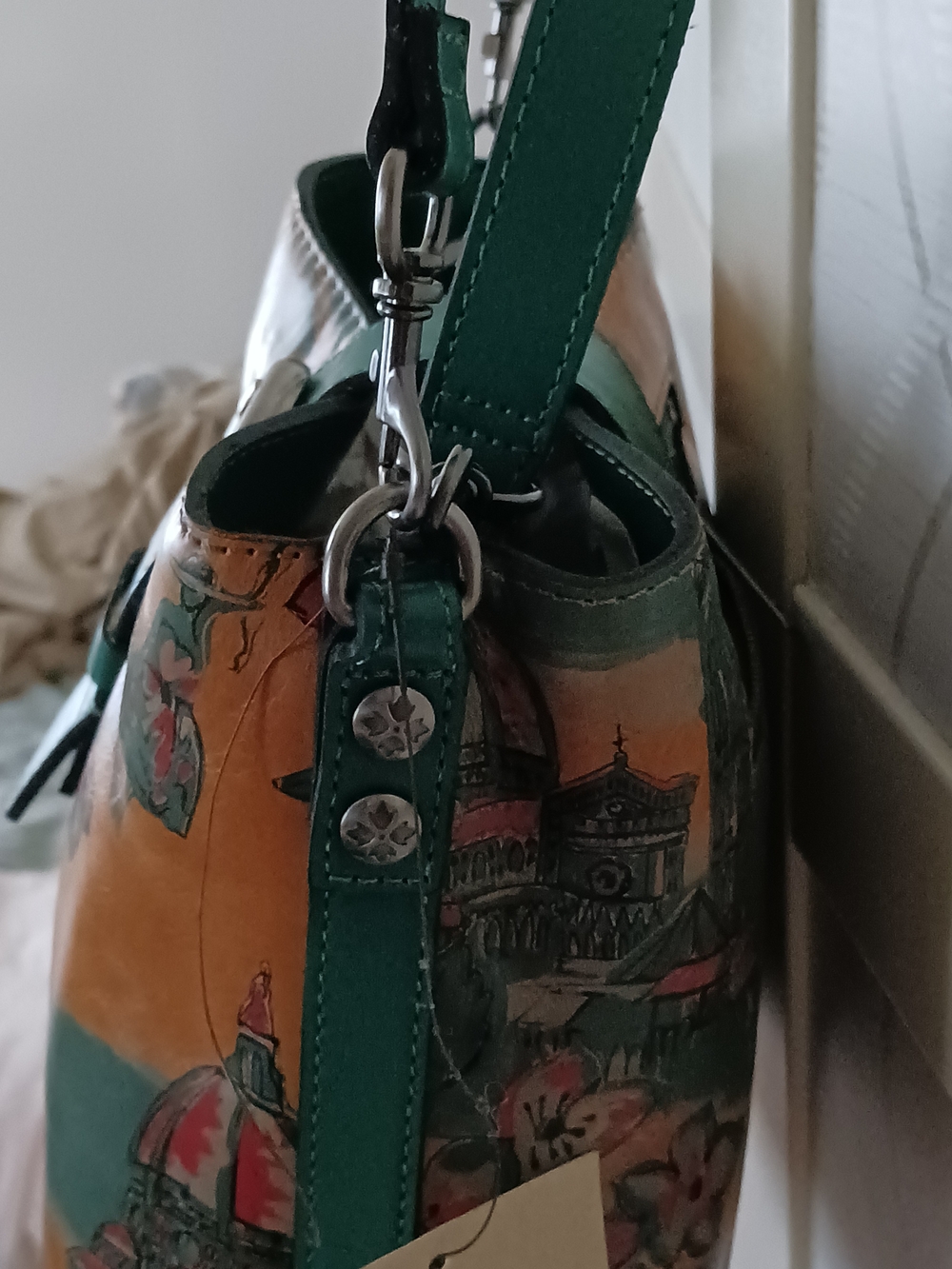 Patricia Nash Irving Leather Bucket Crossbody Bag from Beautiful Girl Collection - Picture 5 of 16